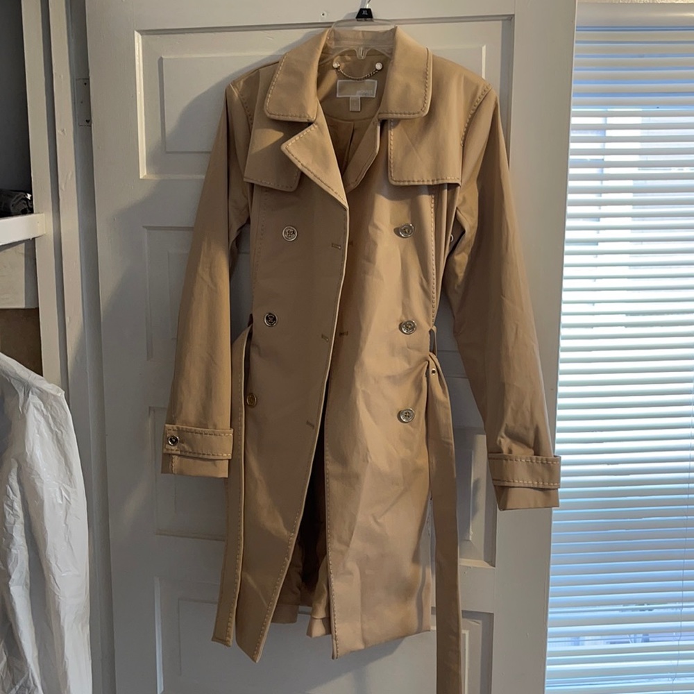 Michael Kors Tan trench coat Size Small